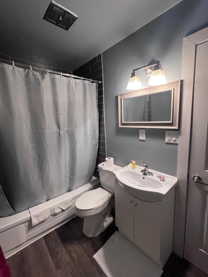 Hwy 17 Hotel Уауа Екстериор снимка